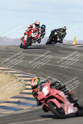 media/Nov-16-2025-Race Pace (Sun) [[8c5fa54630]]/Verified Riders/1-Turns 9 and 10 (925am)/